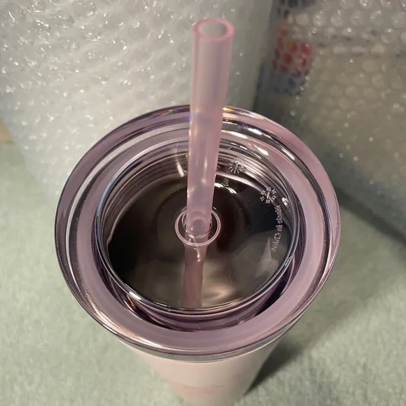 Starbucks cherry blossom - Picture 5 of 6